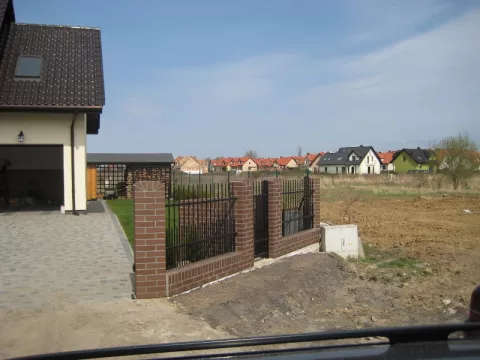 Ekipa montażowa na stałe